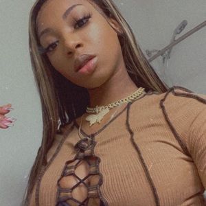 Meet your Posher, Rose